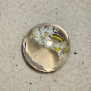 Vtg Art Glass Egg Shaped Paperweight with Encased Yellow, Blue & White Flowers